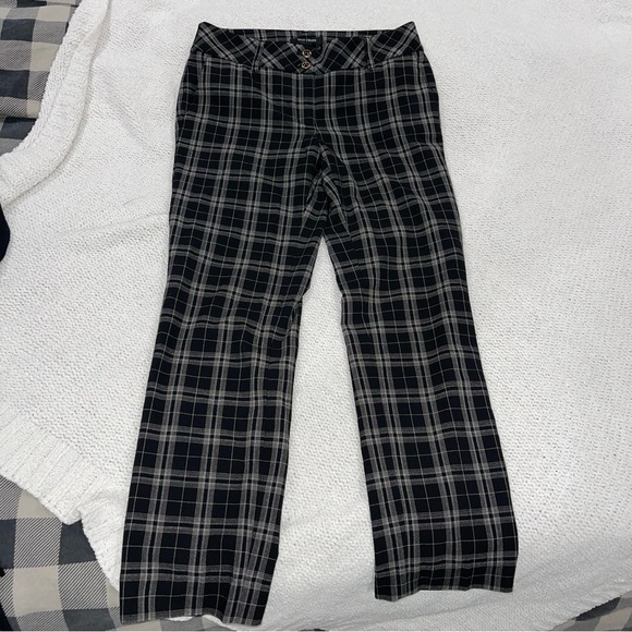 WHITE HOUSE BLACK MARKET Black plaid stretch pant 00R - Picture 2 of 10